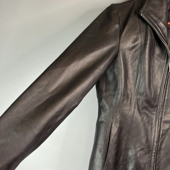 VINTAGE M. Julian Black Leather Jacket Pockets Lined Zipper Tailored Fit Small - Picture 3 of 11
